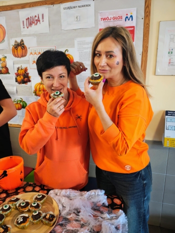 d73f2b27-38b4-48ba-aa0b-2111353c96a9