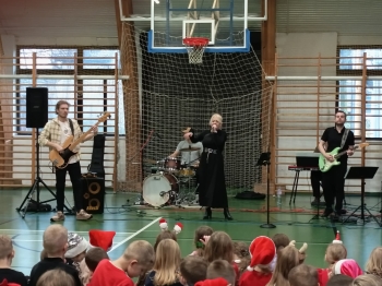 ec9c6074-d025-4e6c-86e2-60977b639b58