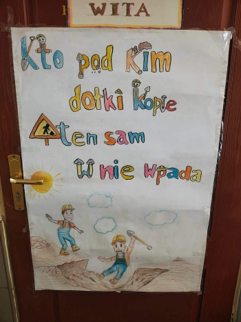 efdc4a60-dd7a-404c-91f9-87bf47a52804