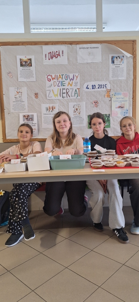 Światowy Dzień Zwierząt w SP1 - pomagamy z sercem