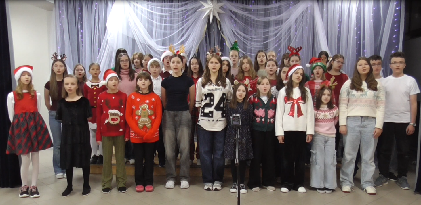 Muzyczny upominek od chóru DOREMI pod batutą pani Anny Ciołkowskiej