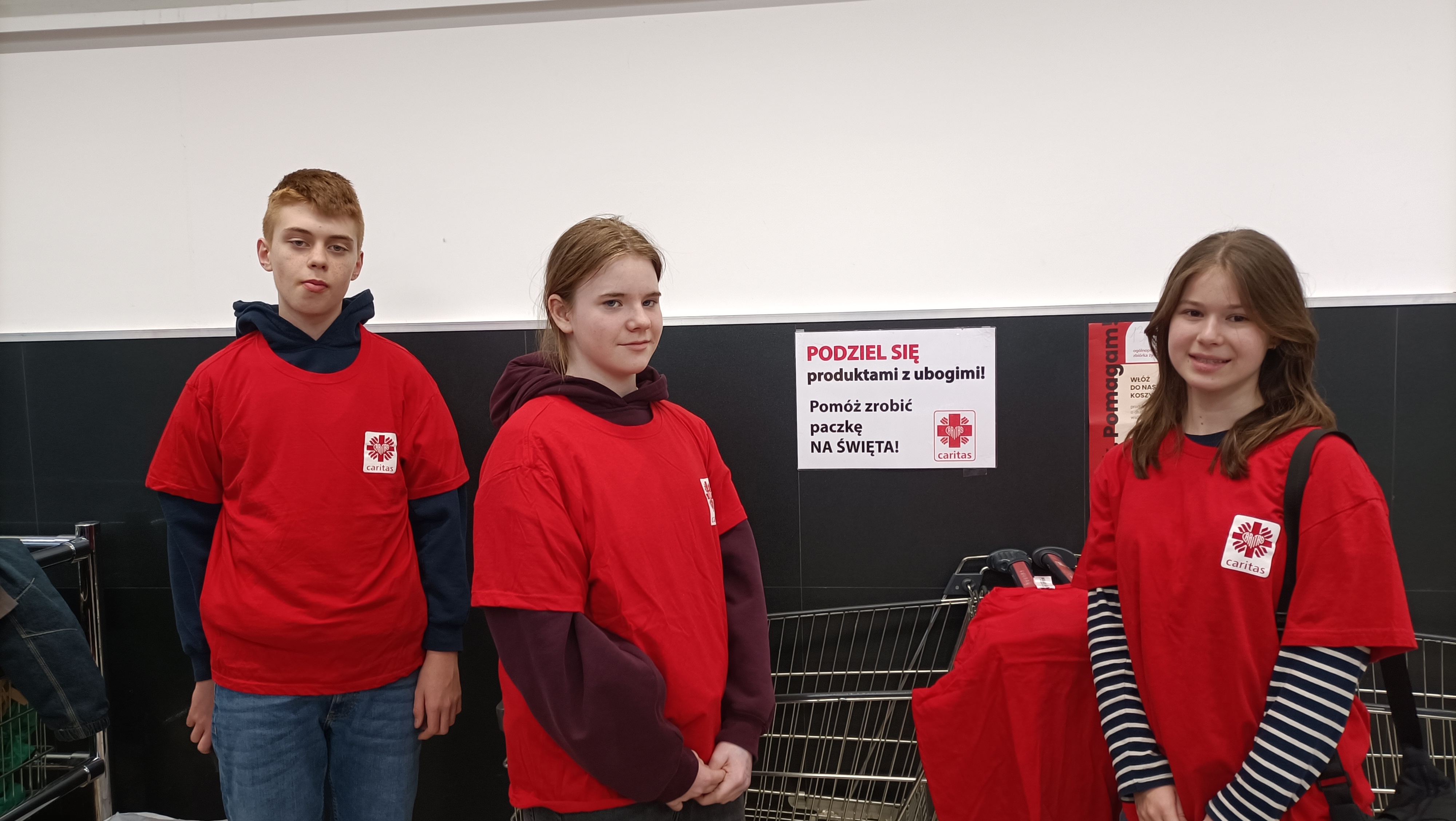 Ogólnopolska akcja zbierania żywności ''Tak pomagam''